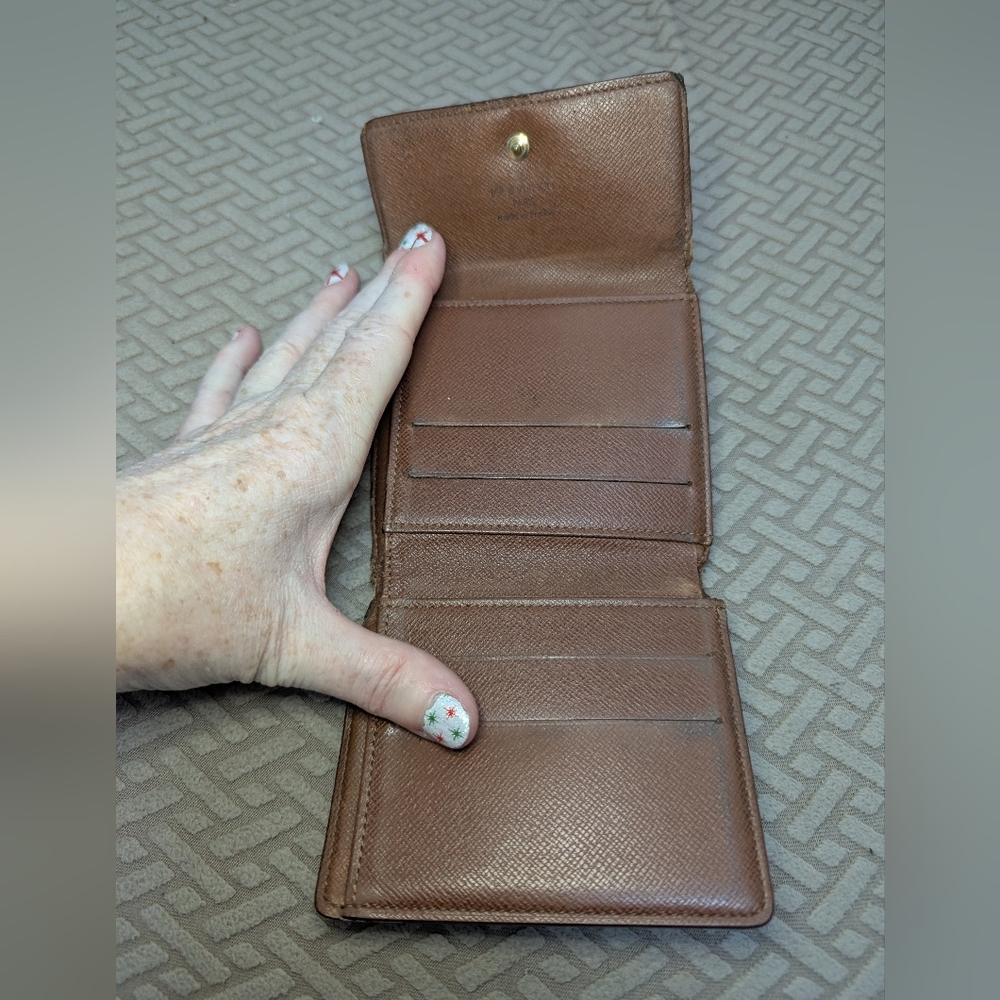 Louis Vuitton Compact Monogram Wallet - Picture 9 of 12
